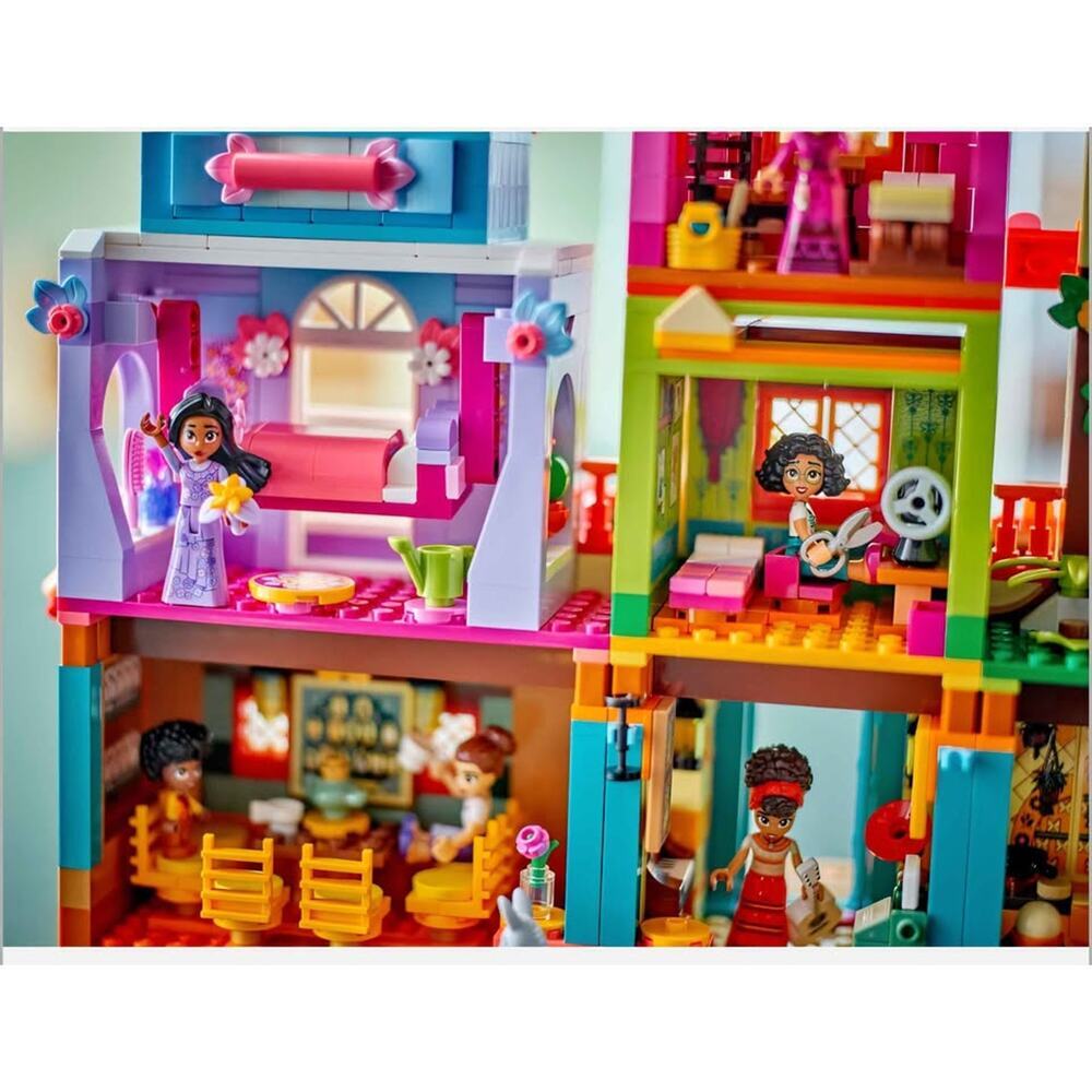 🆕 LEGO Disney Encanto The Magical Madrigal House 43245 – 1560 Pieces –OPEN BOX - Picture 4 of 7
